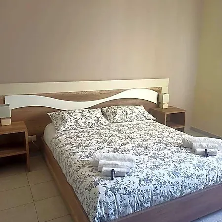 Bed & Breakfast Aereostation