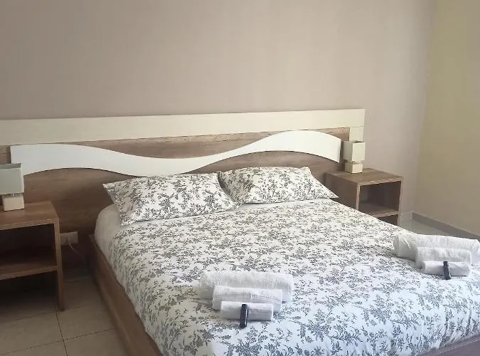 住宿加早餐酒店 Aereostation 拉默齐亚泰尔默